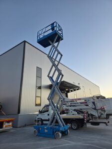 Lift me Qera - Scissor Lift